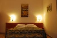 Double Room (Via Teobaldi, 2)