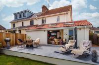 B&B Seaton - Littlefields - Stylish, Modern Cottage With Large Garden, Close To Beach - Bed and Breakfast Seaton