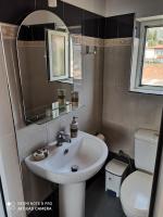 Camera Matrimoniale con Balcone e Vista Mare