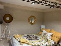 Camera Matrimoniale Deluxe con Doccia