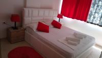 Gjiri Lalzit Home - B&B