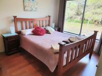 Large Three-Bedroom Cottage (10 Guests)