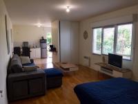 T1 Bis Proche du centre avec terrasse - B&B