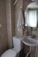 Habitación Triple Básica con baño compartido