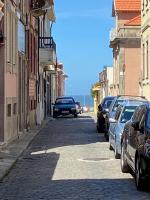 Porto.Leça - Studios and Apts (Apt D) - B&B