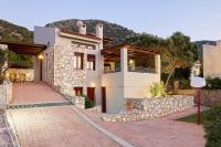 Dioni - Three-Bedroom Villa with Private Pool