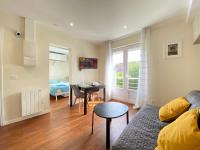 Appart'Village Jouy Les Metz - B&B