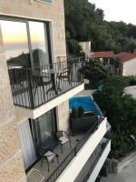 Camera Matrimoniale con Balcone e Vista Mare