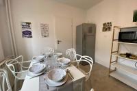 New Luxury Flat in front of the Parliament at Unirii - Chambres d’hôtes Bucarest