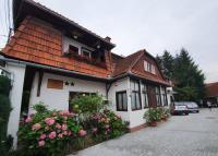 B&B Covasna - Pensiunea Schneider - Bed and Breakfast Covasna