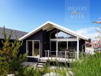 Schwarzes Holzferienhaus mit Sauna -- GARTENGLÜCK -- an der Ostsee, Zierow bei Wismar, Strand 500m, 2 Schlafzimmer - Chambres d'hôtes Zierow