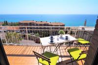 B&B Montgat - Carmen Seaview & Beach - Apartment - Bed and Breakfast Montgat