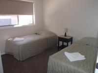 Deluxe Two-Bedroom Cabin