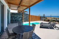 Villa S mit Tauchbecken im Freien