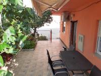 Apartman Marino- autentični domaćinski smještaj - B&B Karlobag