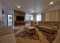 Apartamento con balcón