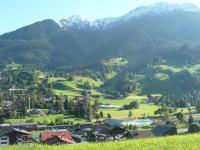 Appartement in Hus Signal met prachtig uitzicht op de bergen - Chambres d'hôtes Klosters Serneus