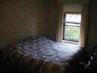 King or Twin Room with Shared Bathroom