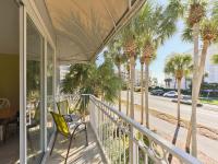 B&B Destin - Nantucket Rainbow Cottages - Bed and Breakfast Destin