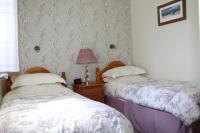 Standard Twin Room with Garden View