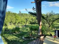 la ruche - B&B Grospierres