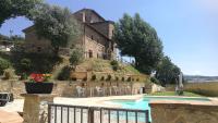 B&B Montemolino - App.to Iris 3 Bedrooms,2 Bath, Living Room 11 Pax - Bed and Breakfast Montemolino