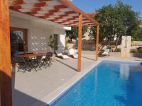 Pine Tree Villa - B&B Pakoštane