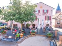 B&B Loffenau - Hotel - Restaurant - Metzgerei Sonne - Bed and Breakfast Loffenau