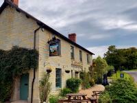 The Greyhound Inn - B&B