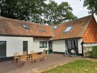 Lemen huis Houwaart - B&B