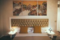 Camera Tripla Deluxe 