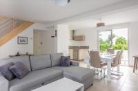 Flochouët - Maison avec jardin - Trélivan proche Dinan - Bed and Breakfast Trélivan