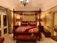 Suite met Kingsize Bed en Bubbelbad