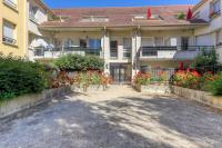 Amilly Park 6 personnes 2 chambres pk privé en sous sol - B&B