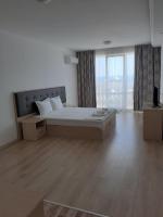 Camera Queen Standard