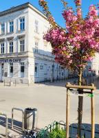 FAUST Apartments in the Heart of KAZIMIERZ by MINT APARTMENT - Chambres d'hôtes Cracovie