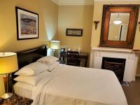 Kamer met Queensize Bed