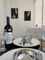 Luxury Apartment with a stunning view, FREE parking - B&B Tuzla