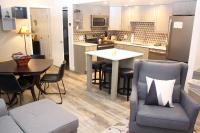 Ski & Racquet #103-C - Access to Indoor Pool, Hot Tubs and Town Shuttle - B&B Breckenridge