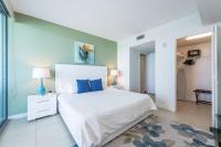 Corner One Bedroom Apartment - Ocean Front
