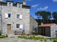 B&B Mialanes - Holiday in a gite in Lozre in a pretty corner of Margeride - Bed and Breakfast Mialanes