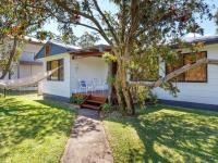 Beach House - B&B Hawks Nest