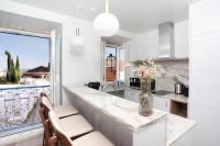 Apartamento de 1 dormitorio con terraza y vistas al río