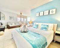 B&B San Juan - KASA Seahorse of the Sea - Studio for 2 BEACH BLOCK - Bed and Breakfast San Juan