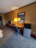 Zimmer mit Kingsize-Bett