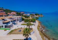 Gaia Beach House - Ferienwohnung Alikanás