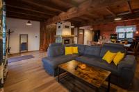 CzadLand, Bieszczady, Solina - dom na wyłączność - B&B Solina