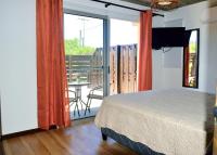 Apartment with Garden View