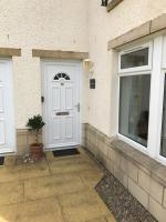 Conaglen, Glenloch View, Fort William 2-Bedroom Loch Side Flat - B&B Fort William