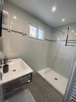 TOUL Appartement Entier avec PARKING Privé au Calme Cosy à Étage avec Balcon - Ferienwohnung Toul